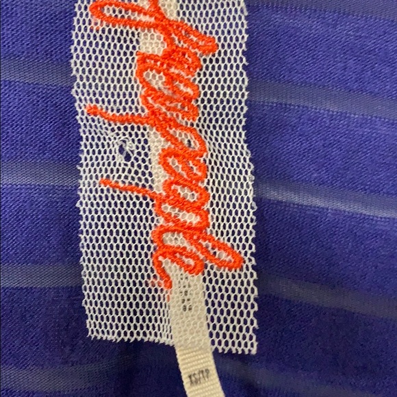 Free People XS blue/purple crop top. Super cute on - Picture 3 of 4